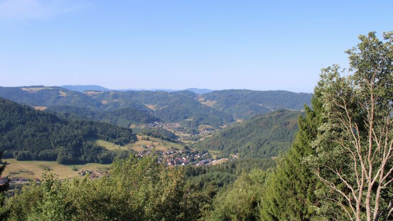 Dieses Bild zeigt eine Webcam-Aufnahme vom Achertal, aufgenommen am Samstag, den 08.08.2026 um 09:40 Uhr. Die Temperatur betrug 25.9°C.