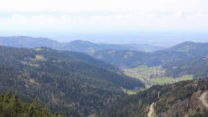 Dieses Bild zeigt eine Webcam-Aufnahme vom Achertal, aufgenommen am Donnerstag, den 16.04.2026 um 15:10 Uhr. Die Temperatur betrug 12.6°C.