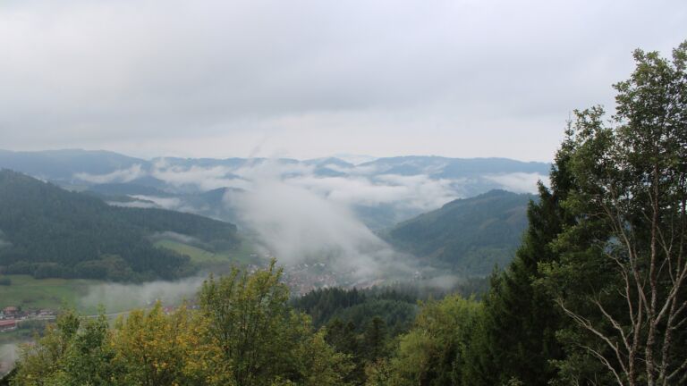 Dieses Bild zeigt eine Webcam-Aufnahme vom Achertal, aufgenommen am Montag, den 19.10.2026 um 09:40 Uhr. Die Temperatur betrug 9.5°C.