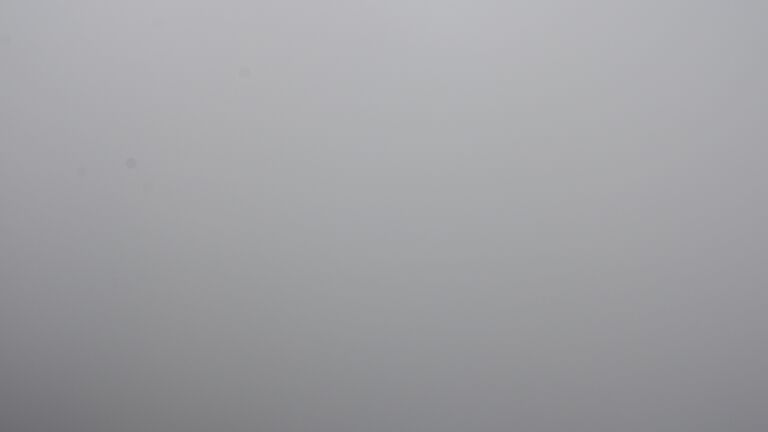 Dieses Bild zeigt eine Webcam-Aufnahme vom Achertal, aufgenommen am Donnerstag, den 21.08.2025 um 11:00 Uhr. Die Temperatur betrug 14.3°C.