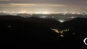 Dieses Bild zeigt eine Webcam-Aufnahme vom Achertal, aufgenommen am Dienstag, den 16.09.2025 um 20:50 Uhr. Die Temperatur betrug 8.2°C.
