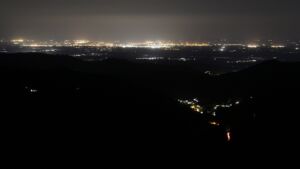 Dieses Bild zeigt eine Webcam-Aufnahme vom Achertal, aufgenommen am Samstag, den 05.07.2025 um 02:30 Uhr. Die Temperatur betrug 17.1°C.