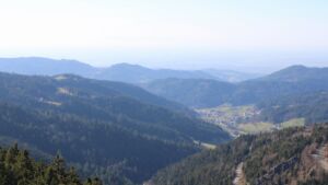 Dieses Bild zeigt eine Webcam-Aufnahme vom Achertal, aufgenommen am Donnerstag, den 26.02.2026 um 15:00 Uhr. Die Temperatur betrug 12.4°C.