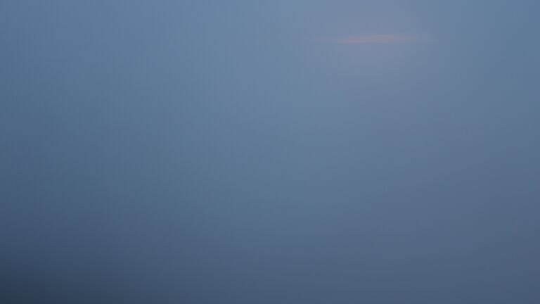 Dieses Bild zeigt eine Webcam-Aufnahme vom Achertal, aufgenommen am Dienstag, den 22.07.2025 um 21:30 Uhr. Die Temperatur betrug 11.4°C.
