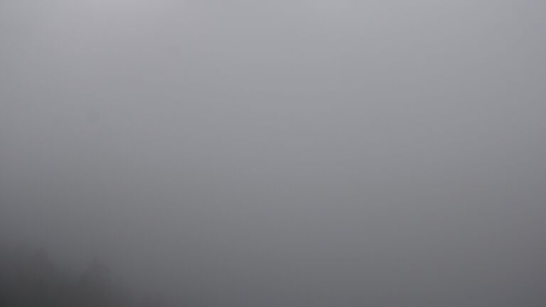 Dieses Bild zeigt eine Webcam-Aufnahme vom Achertal, aufgenommen am Donnerstag, den 25.09.2025 um 18:00 Uhr. Die Temperatur betrug 5.4°C.