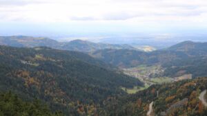 Dieses Bild zeigt eine Webcam-Aufnahme vom Achertal, aufgenommen am Mittwoch, den 15.10.2025 um 14:20 Uhr. Die Temperatur betrug 7.8°C.