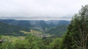 Dieses Bild zeigt eine Webcam-Aufnahme vom Achertal, aufgenommen am Mittwoch, den 10.06.2026 um 15:20 Uhr. Die Temperatur betrug 9.6°C.