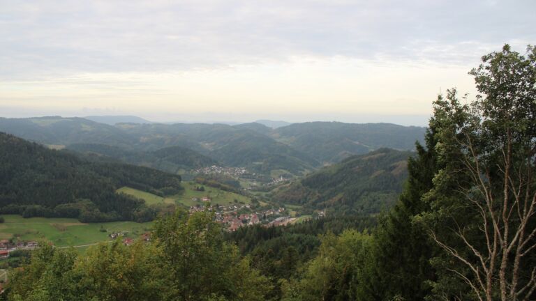 Dieses Bild zeigt eine Webcam-Aufnahme vom Achertal, aufgenommen am Montag, den 21.09.2026 um 07:50 Uhr. Die Temperatur betrug 10°C.