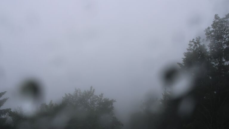 Dieses Bild zeigt eine Webcam-Aufnahme vom Achertal, aufgenommen am Freitag, den 12.06.2026 um 15:50 Uhr. Die Temperatur betrug 11.7°C.