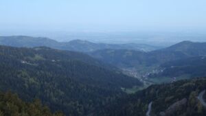 Dieses Bild zeigt eine Webcam-Aufnahme vom Achertal, aufgenommen am Donnerstag, den 23.04.2026 um 06:10 Uhr. Die Temperatur betrug 4.1°C.