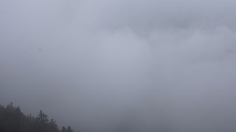 Dieses Bild zeigt eine Webcam-Aufnahme vom Achertal, aufgenommen am Donnerstag, den 24.07.2025 um 12:00 Uhr. Die Temperatur betrug 11.8°C.