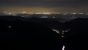 Dieses Bild zeigt eine Webcam-Aufnahme vom Achertal, aufgenommen am Mittwoch, den 25.03.2026 um 04:50 Uhr. Die Temperatur betrug 4.6°C.