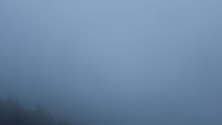 Dieses Bild zeigt eine Webcam-Aufnahme vom Achertal, aufgenommen am Samstag, den 29.11.2025 um 08:00 Uhr. Die Temperatur betrug 3.4°C.