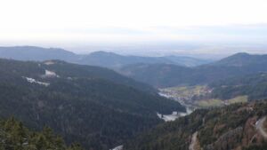 Dieses Bild zeigt eine Webcam-Aufnahme vom Achertal, aufgenommen am Mittwoch, den 19.11.2025 um 15:20 Uhr. Die Temperatur betrug -0.6°C.