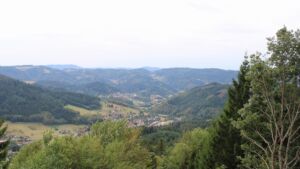 Dieses Bild zeigt eine Webcam-Aufnahme vom Achertal, aufgenommen am Montag, den 24.08.2026 um 14:10 Uhr. Die Temperatur betrug 20.9°C.