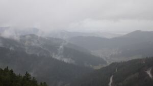 Dieses Bild zeigt eine Webcam-Aufnahme vom Achertal, aufgenommen am Sonntag, den 30.11.2025 um 10:30 Uhr. Die Temperatur betrug 3°C.