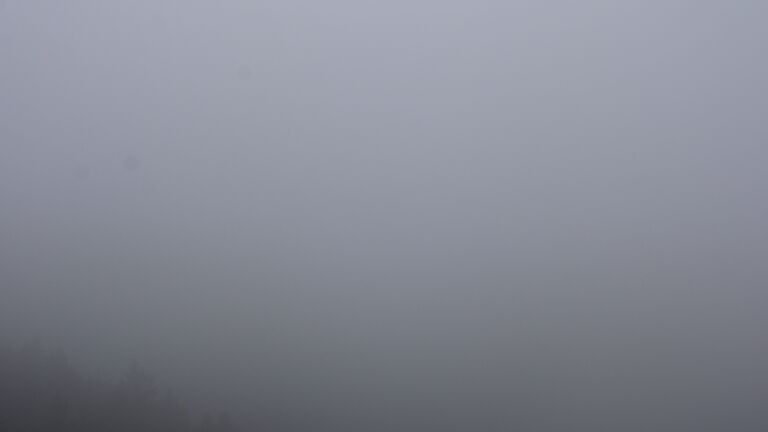 Dieses Bild zeigt eine Webcam-Aufnahme vom Achertal, aufgenommen am Montag, den 06.10.2025 um 12:50 Uhr. Die Temperatur betrug 4.9°C.