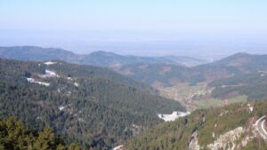 Dieses Bild zeigt eine Webcam-Aufnahme vom Achertal, aufgenommen am Donnerstag, den 02.04.2026 um 09:30 Uhr. Die Temperatur betrug 2.1°C.