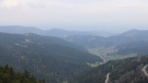 Dieses Bild zeigt eine Webcam-Aufnahme vom Achertal, aufgenommen am Freitag, den 10.04.2026 um 16:20 Uhr. Die Temperatur betrug 6.9°C.