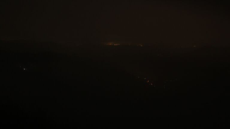 Dieses Bild zeigt eine Webcam-Aufnahme vom Achertal, aufgenommen am Montag, den 16.06.2025 um 03:10 Uhr. Die Temperatur betrug 10°C.