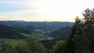Dieses Bild zeigt eine Webcam-Aufnahme vom Achertal, aufgenommen am Samstag, den 12.09.2026 um 19:30 Uhr. Die Temperatur betrug 20.6°C.