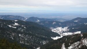 Dieses Bild zeigt eine Webcam-Aufnahme vom Achertal, aufgenommen am Dienstag, den 13.01.2026 um 09:20 Uhr. Die Temperatur betrug 3.8°C.