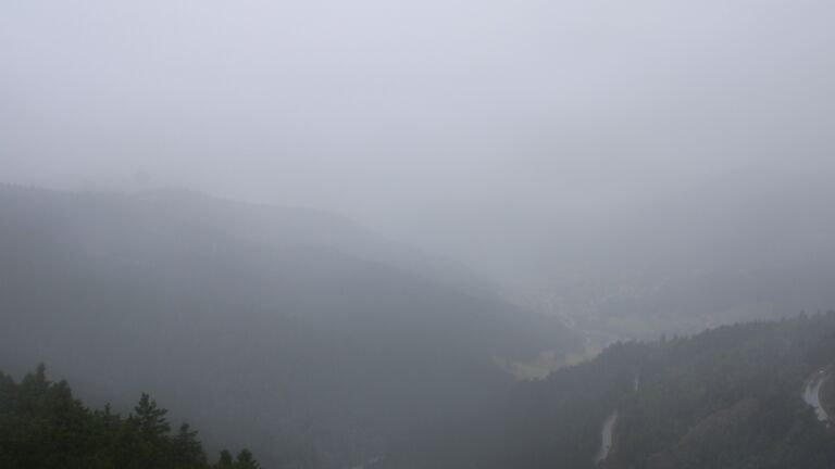 Dieses Bild zeigt eine Webcam-Aufnahme vom Achertal, aufgenommen am Mittwoch, den 16.07.2025 um 12:00 Uhr. Die Temperatur betrug 11.9°C.