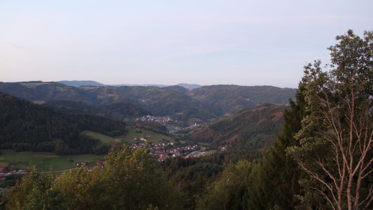 Dieses Bild zeigt eine Webcam-Aufnahme vom Achertal, aufgenommen am Freitag, den 25.09.2026 um 07:00 Uhr. Die Temperatur betrug 11°C.