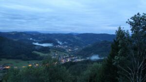 Dieses Bild zeigt eine Webcam-Aufnahme vom Achertal, aufgenommen am Samstag, den 05.09.2026 um 06:20 Uhr. Die Temperatur betrug 12.1°C.