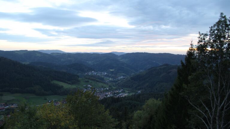 Dieses Bild zeigt eine Webcam-Aufnahme vom Achertal, aufgenommen am Donnerstag, den 22.10.2026 um 18:40 Uhr. Die Temperatur betrug 8°C.