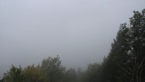 Dieses Bild zeigt eine Webcam-Aufnahme vom Achertal, aufgenommen am Sonntag, den 18.10.2026 um 18:00 Uhr. Die Temperatur betrug 7.4°C.
