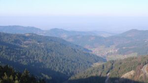 Dieses Bild zeigt eine Webcam-Aufnahme vom Achertal, aufgenommen am Mittwoch, den 04.03.2026 um 08:50 Uhr. Die Temperatur betrug 4.8°C.