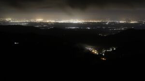 Dieses Bild zeigt eine Webcam-Aufnahme vom Achertal, aufgenommen am Montag, den 17.11.2025 um 23:30 Uhr. Die Temperatur betrug -3°C.