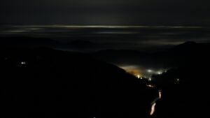 Dieses Bild zeigt eine Webcam-Aufnahme vom Achertal, aufgenommen am Sonntag, den 18.01.2026 um 01:30 Uhr. Die Temperatur betrug 5.4°C.