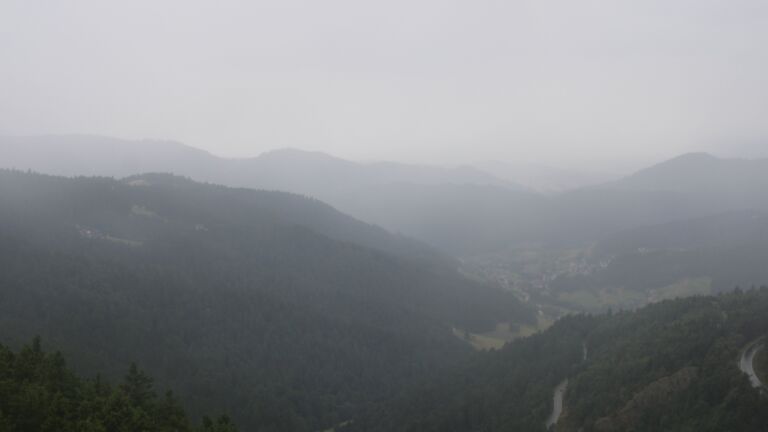 Dieses Bild zeigt eine Webcam-Aufnahme vom Achertal, aufgenommen am Mittwoch, den 16.07.2025 um 12:40 Uhr. Die Temperatur betrug 10.9°C.