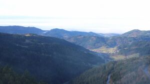 Dieses Bild zeigt eine Webcam-Aufnahme vom Achertal, aufgenommen am Donnerstag, den 11.12.2025 um 11:40 Uhr. Die Temperatur betrug 5.6°C.