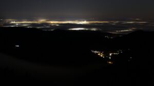 Dieses Bild zeigt eine Webcam-Aufnahme vom Achertal, aufgenommen am Mittwoch, den 25.02.2026 um 03:00 Uhr. Die Temperatur betrug 7.5°C.