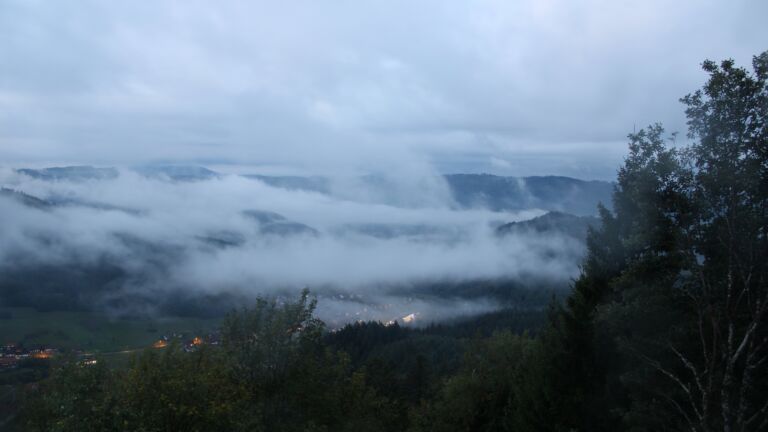 Dieses Bild zeigt eine Webcam-Aufnahme vom Achertal, aufgenommen am Mittwoch, den 14.10.2026 um 07:20 Uhr. Die Temperatur betrug 10.9°C.