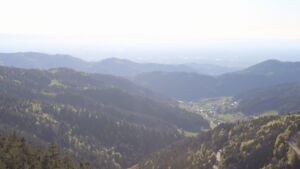 Dieses Bild zeigt eine Webcam-Aufnahme vom Achertal, aufgenommen am Donnerstag, den 23.04.2026 um 18:40 Uhr. Die Temperatur betrug 13.1°C.