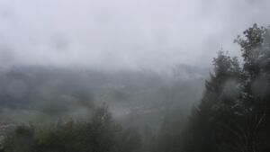 Dieses Bild zeigt eine Webcam-Aufnahme vom Achertal, aufgenommen am Mittwoch, den 09.09.2026 um 09:50 Uhr. Die Temperatur betrug 10.6°C.