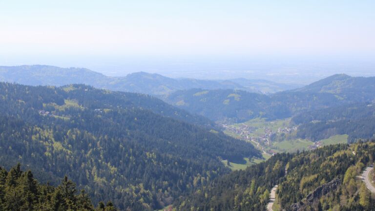 Dieses Bild zeigt eine Webcam-Aufnahme vom Achertal, aufgenommen am Mittwoch, den 22.04.2026 um 15:20 Uhr. Die Temperatur betrug 9.1°C.