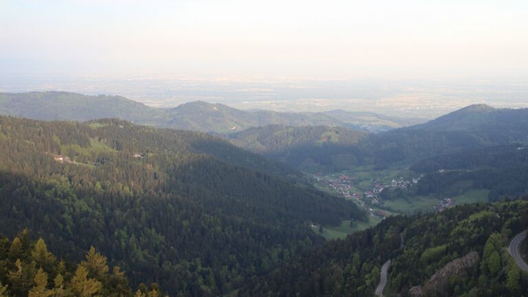 Dieses Bild zeigt eine Webcam-Aufnahme vom Achertal, aufgenommen am Mittwoch, den 29.04.2026 um 07:00 Uhr. Die Temperatur betrug 6.2°C.