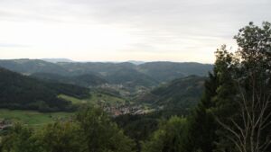 Dieses Bild zeigt eine Webcam-Aufnahme vom Achertal, aufgenommen am Sonntag, den 20.09.2026 um 18:10 Uhr. Die Temperatur betrug 19.2°C.