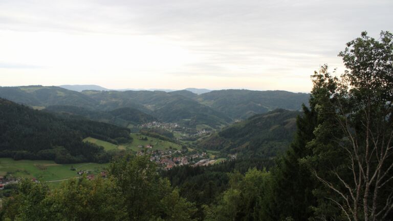 Dieses Bild zeigt eine Webcam-Aufnahme vom Achertal, aufgenommen am Sonntag, den 20.09.2026 um 18:10 Uhr. Die Temperatur betrug 19.2°C.