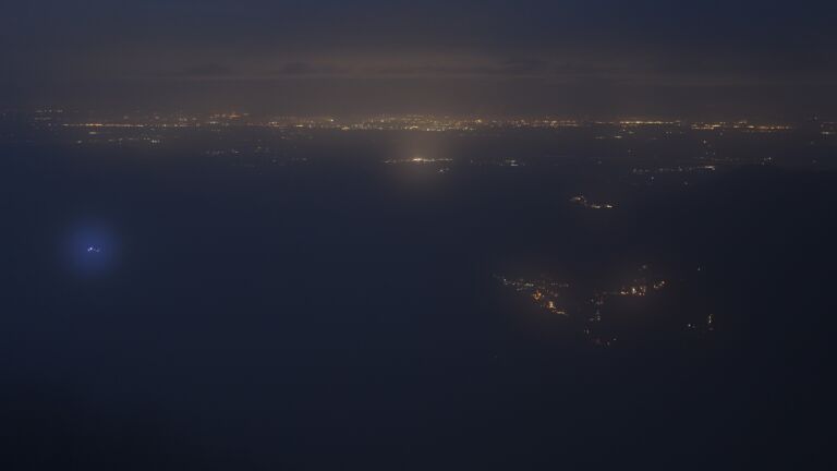 Dieses Bild zeigt eine Webcam-Aufnahme vom Achertal, aufgenommen am Freitag, den 05.12.2025 um 17:40 Uhr. Die Temperatur betrug 1.7°C.