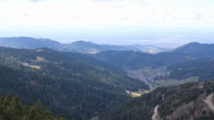 Dieses Bild zeigt eine Webcam-Aufnahme vom Achertal, aufgenommen am Sonntag, den 01.03.2026 um 14:00 Uhr. Die Temperatur betrug 6.2°C.