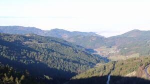 Dieses Bild zeigt eine Webcam-Aufnahme vom Achertal, aufgenommen am Mittwoch, den 25.02.2026 um 09:00 Uhr. Die Temperatur betrug 8.9°C.