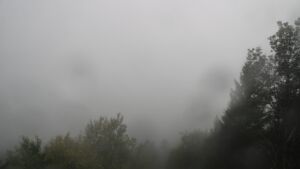 Dieses Bild zeigt eine Webcam-Aufnahme vom Achertal, aufgenommen am Sonntag, den 25.10.2026 um 16:50 Uhr. Die Temperatur betrug 5.9°C.