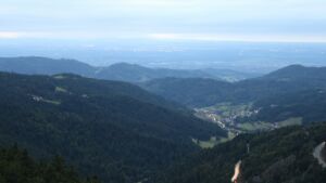 Dieses Bild zeigt eine Webcam-Aufnahme vom Achertal, aufgenommen am Sonntag, den 14.09.2025 um 20:00 Uhr. Die Temperatur betrug 12°C.