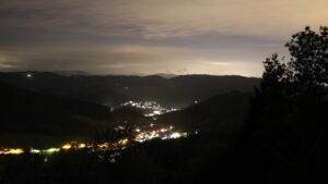 Dieses Bild zeigt eine Webcam-Aufnahme vom Achertal, aufgenommen am Montag, den 21.09.2026 um 05:40 Uhr. Die Temperatur betrug 10.1°C.